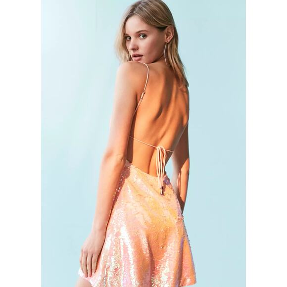 Kimchi Blue Sand Dollar Sequin Square Neck Peach Dress Size Medium Taylor Swift - Picture 5 of 16